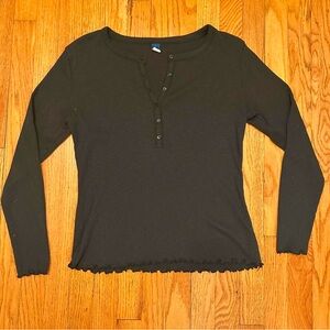 old navy forest green ribbed long-sleeve henley